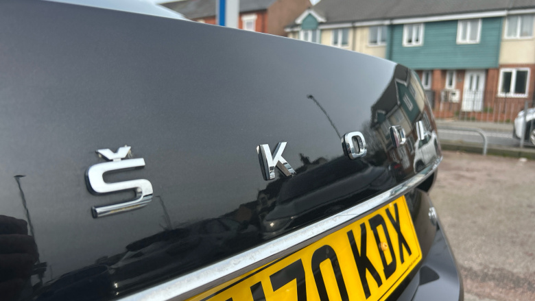 Skoda Superb 1.4 TSI iV SE L DSG 5dr Hatchback